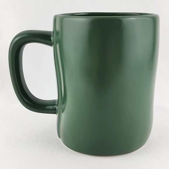 ⭐️2/ $50⭐️  Rae Dunn Green Coffee Mug UNDER THE MISTLETOE Gold Letters - Picture 6 of 11